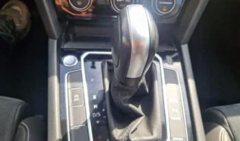 Volkswagen Passat 1.6 TDI 120ch  Highline dsg full euro 6b ( 9520€ ) complet