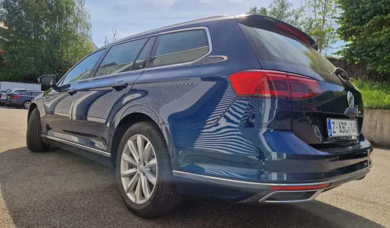 Volkswagen Passat 1.6 TDI 120ch  Highline dsg full euro 6b ( 9520€ ) complet
