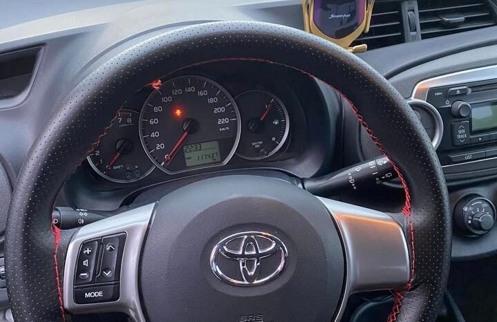 TOYOTA YARIS III 100 VVT-I DYNAMIQUE 5P( 1850€) complet